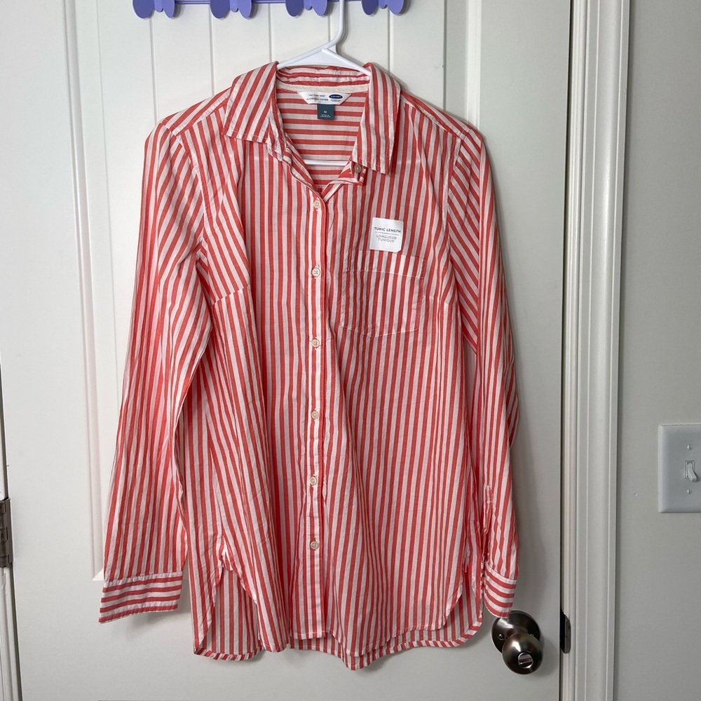 NEW Old Navy women’s pinkish orange white striped the tunic shirt button down M